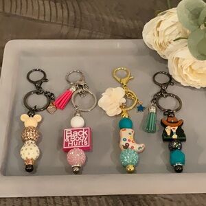 💝Handcrafted Beaded Keychain/Charm NWT
